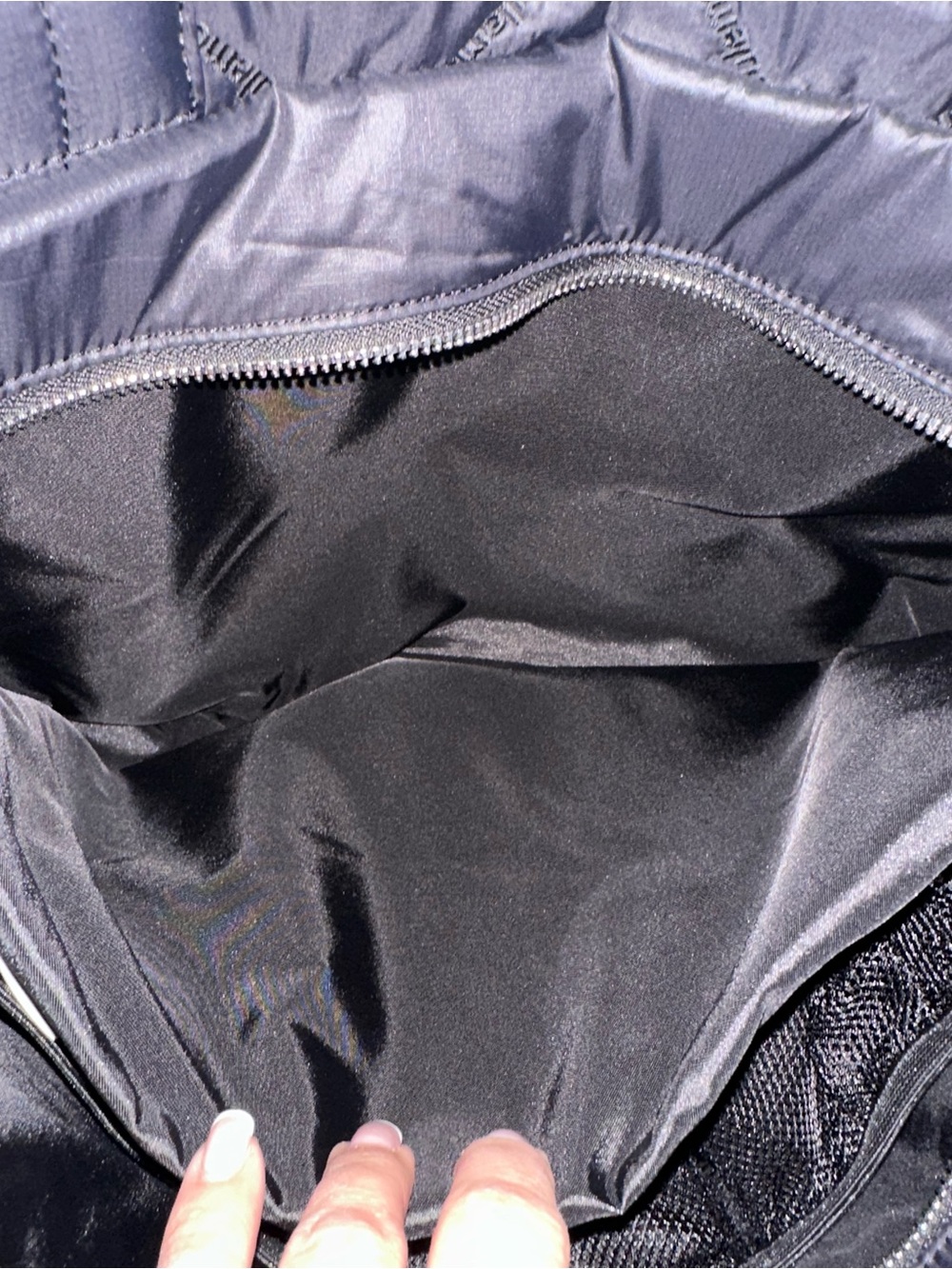 Lululemon Quilty Pleasures Tote Bag Medium 12L - Black NWT RARE! - Picture 8 of 12